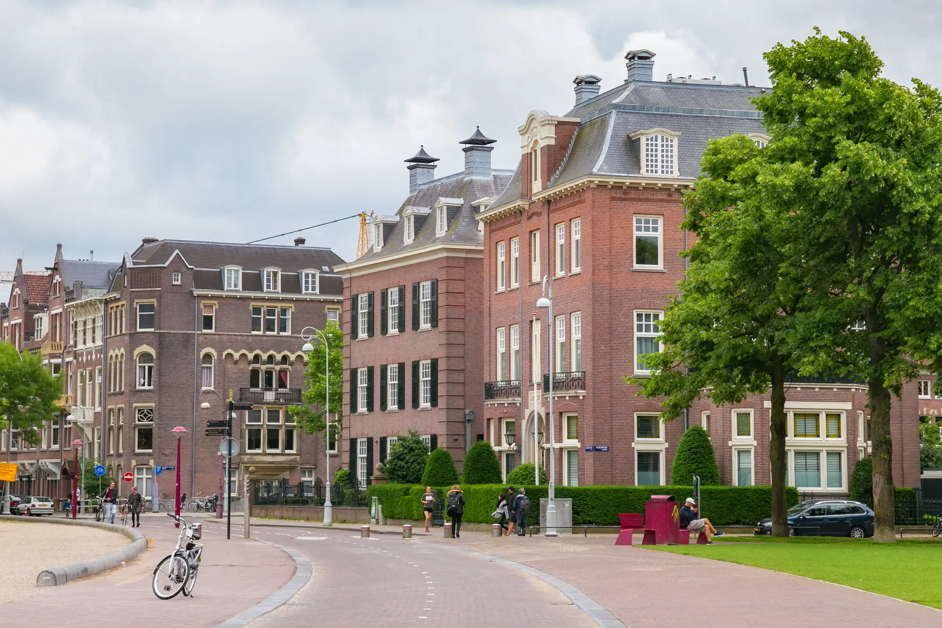 Makelaar in Amsterdam Zuid Museumplein